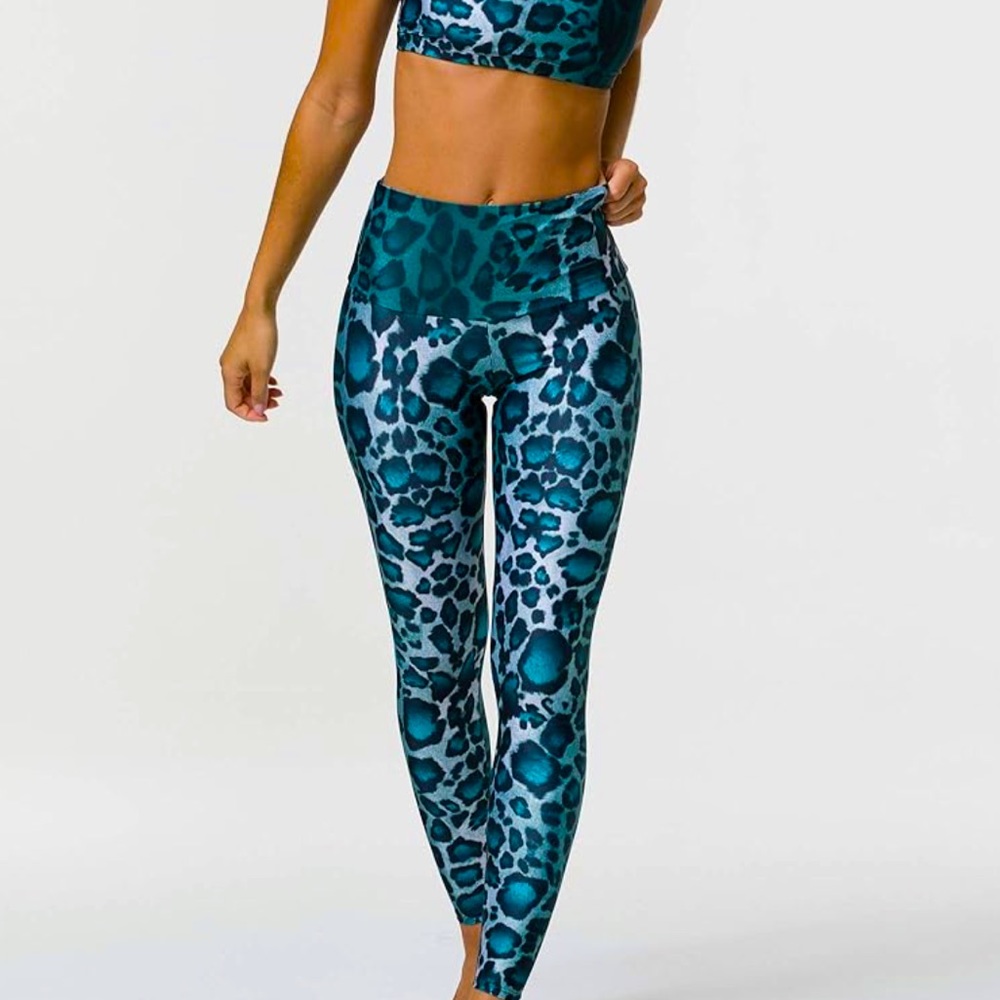 New Onzie Leggings